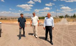 Gülşehir’de Açıksaray Ve Karavezir Mahallelerinde Yol Çalışmaları Sürüyor