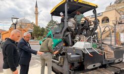 Gülşehir Çarşı Merkezinde Sıcak Asfalt Çalışmaları Başladı