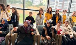 Nevşehir’de Öğrencilerden Dünya Yaşlılar Günü’nde Anlamlı Ziyaret