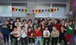 Şifa Kavanozları Kardelenli Minik Ellerde Hayat Buldu