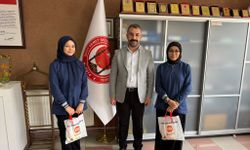 Karapınar Belediye Başkanı Yasin Güneş’ten Başarılı Öğrencilere Ödül ve Plaket