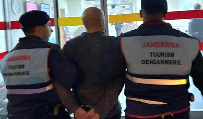 Ürgüp’te Eşine Satırla Dehşeti Yaşattı! Aranıyordu Yakalandı
