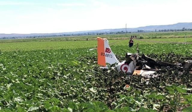 Kayseri'de Eğitim Uçağı Düştü 2 Pilot Şehit Oldu