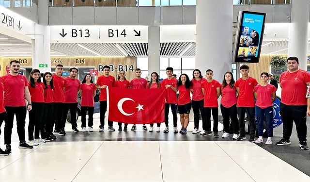 Başkan Arı, Ay Yıldızlı Forma ile Balkan Şampiyonası’na Katılacak Odacı'ya Başarılar Diledi