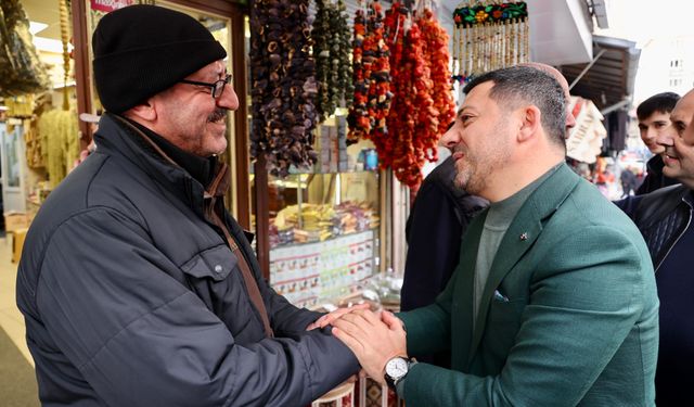 Rasim Arı, Tahmis ve Belediye Caddesi Esnafıyla Kucaklaştı