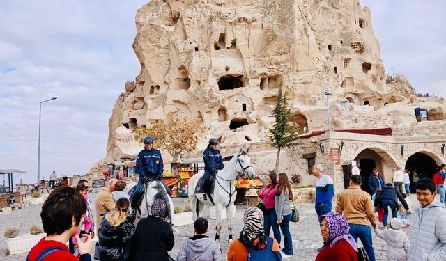 Atlı Jandarma Timleri Kapadokya’da Görevde