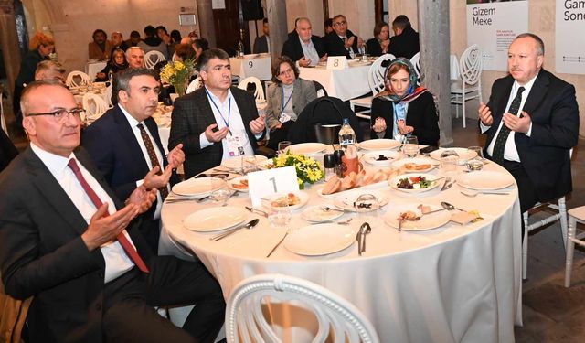Fikir ve Sanat İnsanı Alev Alatlı İçin Mevlid Programı Düzenlendi