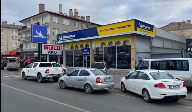 Ümit Oto Lastik Muhasebeci ve Ön Satış Personeli Arıyor