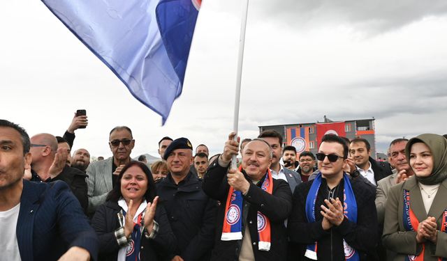 Vali Fidan: “Play-Off Yolunda Suvermez Kapadokya Spor’a Başarılar Diliiyorum”