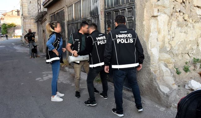 Nevşehir'deki Narkotik Operasyonunda 26 Kişi Tutuklandı!