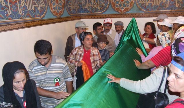 Hacıbektaş Veli Türbesi'ne Ziyaretçi Akını