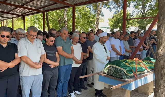 Halk Bankası Müdürü Muhsin Doğrucan’ın 19 yaşındaki oğlu  Mustafa Doğrucan Trafik Kazasında Vefât Etti