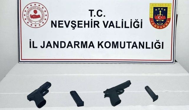 Nevşehir’de Düğün Merasiminde 2 Tabanca Ele Geçirildi 2 Şahıs Gözaltına Alındı