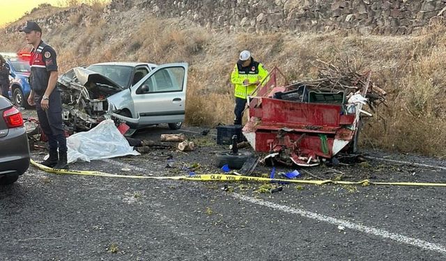 Nevşehir'de Tarım Aracı ile Otomobil Çarpıştı: 1 Ölü, 4 Yaralı
