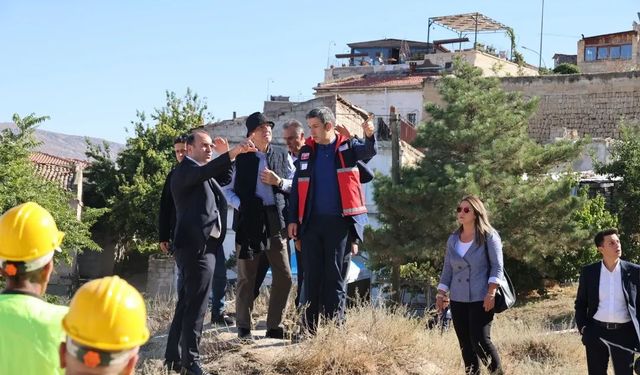 Kapadokya Alan Başkanı Cem Aslanbay’dan Peribacası Yıkılması ve Kaya Düşmesine Yerinde İnceleme