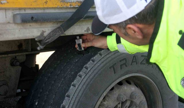 Zorunlu Kış Lastiği Uygulaması 5 Aya Çıktı - 15 Kasım'da Başlayacak