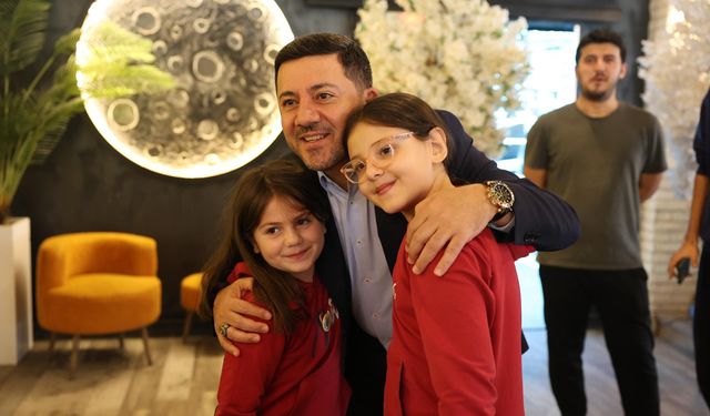 Belediye Başkanı Rasim Arı, Halkla İç İçe Olmaya Devam Ediyor