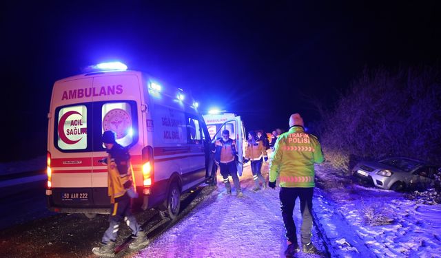 Nevşehir’de Buzlanma Kazaları da Beraberinde Getirdi: 6 Kazada 12 Kişi Yaralandı