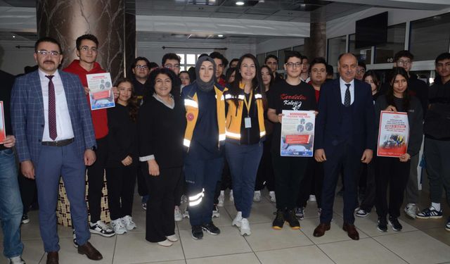 Kardelen’de Acil Sağlık Hizmeti ve OED Cihazı Anlatıldı