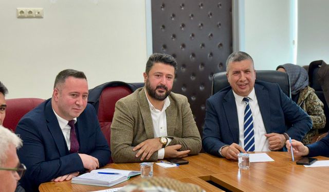 Milletvekili Emre Çalışkan'dan Vatandaşlarla Sağlık Müdürlüğünde Toplantı