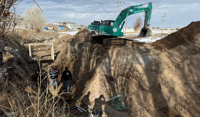 Karapınar’da Sel Riskine Karşı Önemli Çalışma Dere Yatağı Genişletildi, Menfez Yapıldı
