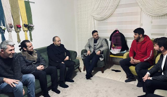 AK Parti Nevşehir Teşkilatı Yeni Üye Gençlerle Bir Araya Geldi