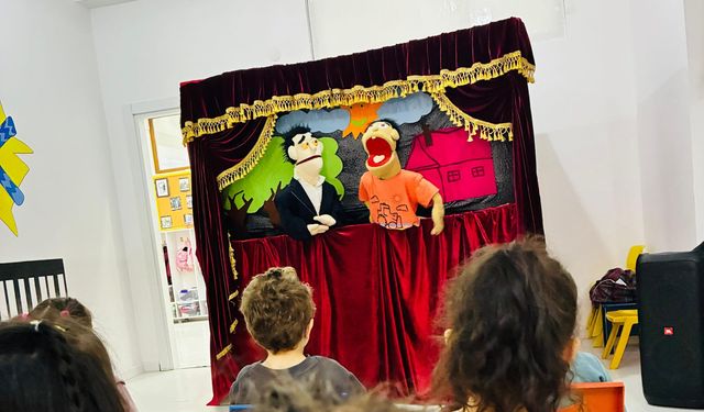 Özel Zeynepana Anaokulunda Kukla Gösterisi