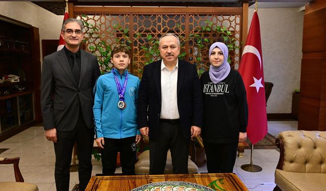 Nevşehirli Türkiye Şampiyonu Şaban Ali Uğurlu’dan Vali Ali Fidan’a Ziyaret