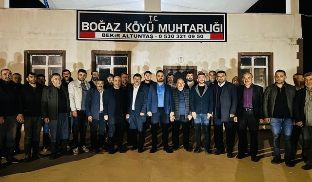 AK Parti Nevşehir Teşkilatı Boğaz Köyü’nde Teravih Sonrası Vatandaşlarla Buluştu