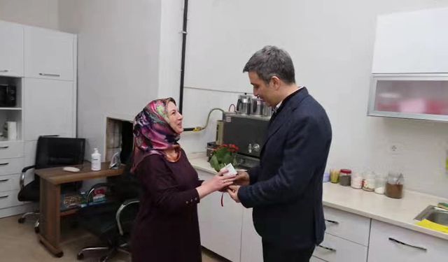 Kapadokya Alan Başkanı Cem Aslanbay, Kadın Çalışanların 8 Mart Dünya Kadınlar Günü’nü Kutladı