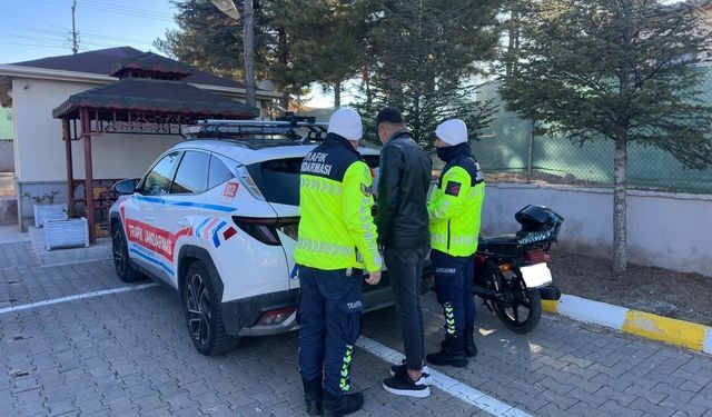 Özkonak’ta Trafikte Akrobatik Hareket Yapan Motosiklet Sürücüsüne 48 Bin 500 TL Ceza
