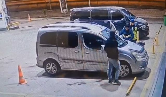 Nevşehir’de Otoyol Jandarmasından Hayat Kurtaran Müdahale: Heimlich Manevrası ile Nefes Aldı