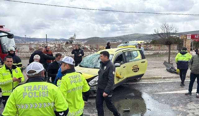 Sivasspor Altyapısında Forma Giyen İki Nevşehirli Gencimiz Trafik Kazasında Yaralandı