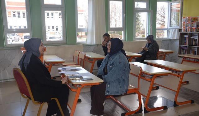 Kardelen İlköğretim Okulunda 2. Dönem Veli Toplantıları Başladı