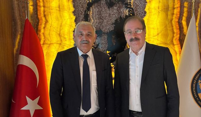 Pınarbaşı TESKOMB Genel Başkanı Akgül'ü Ziyaret Etti