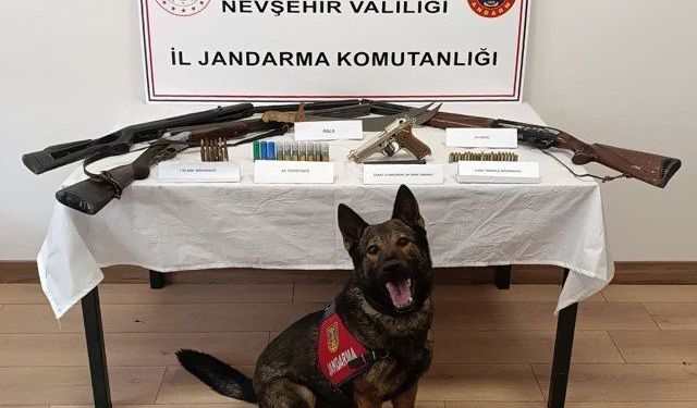 Kozaklı’da Silah Operasyonu: Çok Sayıda Ruhsatsız Silah ve Mühimmat Ele Geçirildi