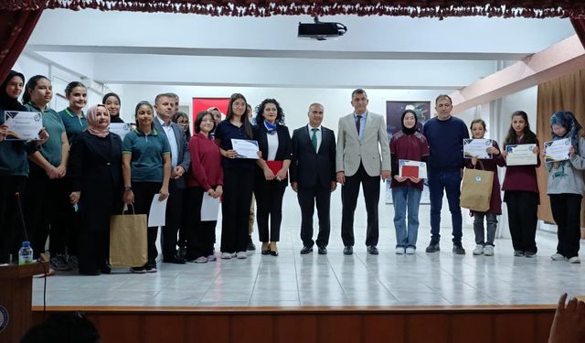 Nevşehir’de Genç Yazarlar Ödüllerine Kavuştu