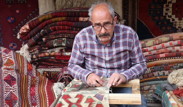 Kapadokya’da Eski Halılar Ustaların Elinde Yeniden Hayat Buluyor