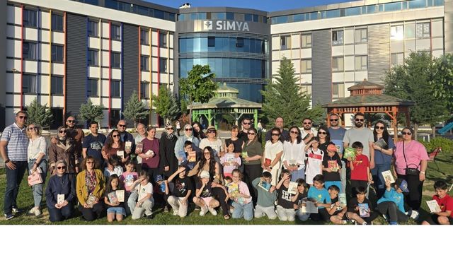 Nevşehir Simya Koleji 2. Sınıf Öğrencilerinden “Ailemle Okuyorum” Etkinliği