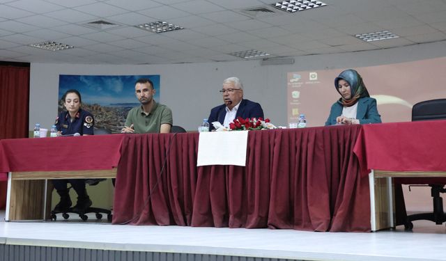 Nevşehir'de Okul Müdürlerine Güvenlik ve Yeni Eğitim Öğretim Yılı Hazırlıkları Anlatıldı