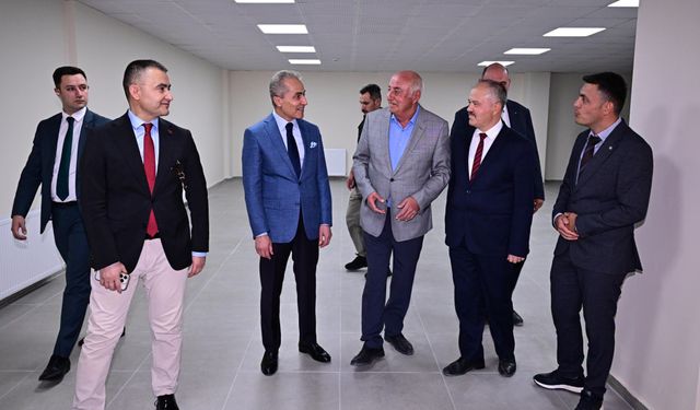 Vali Hüseyin Kök, Ortahisar’daki Ahmet Yiğitoğlu Turizm Mesleki ve Teknik Anadolu Lisesinde İncelemelerde Bulundu
