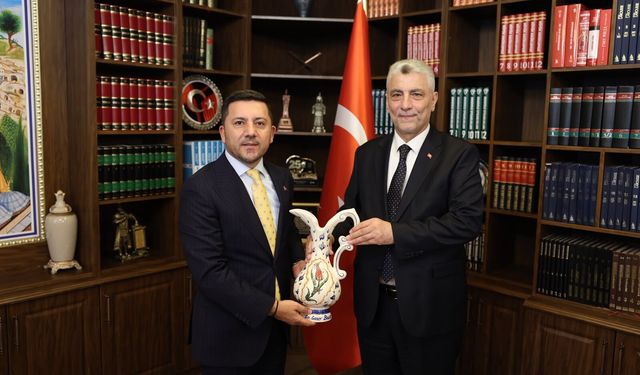 Ticaret Bakanı Ömer Bolat'tan Nevşehir Belediyesi'ne Ziyaret