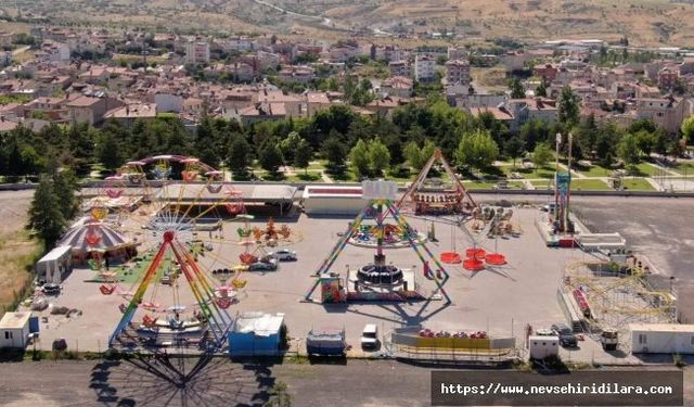 Lunaparklar Açılıyor !       Kaya Lunapark Nevşehir Ve Gülşehir Şubeleriyle Bölge'nin Tek Lunaparkı Sizleri Bekliyor