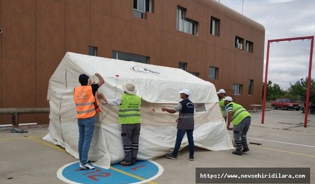 Nevşehir Belediyesi Personeline Çadır Kurma Eğitimi Verildi