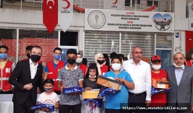 Nevşehir Kızılay İle Nevşehir Engelliler Ve Yaşlılar Derneği Okul Öncesi Çocuklarımızı Duygulandıran Program