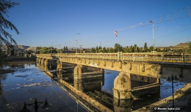 Avanos Taş Köprü Trafiğe Kapatılacak
