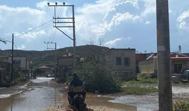 Derinkuyu/Suvermez Köyü'nde Sel ve Su Baskını Yaşandı