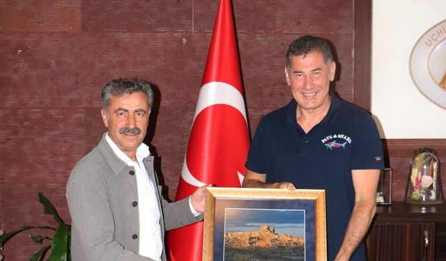 ATA İttifakı Cumhurbaşkanı Adayı Sinan Oğan Nevşehir'de 