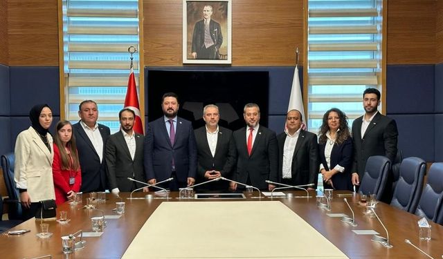 Kızılay Heyetinden Nevşehir Milletvekillerine Hayırlı Olsun Ziyareti