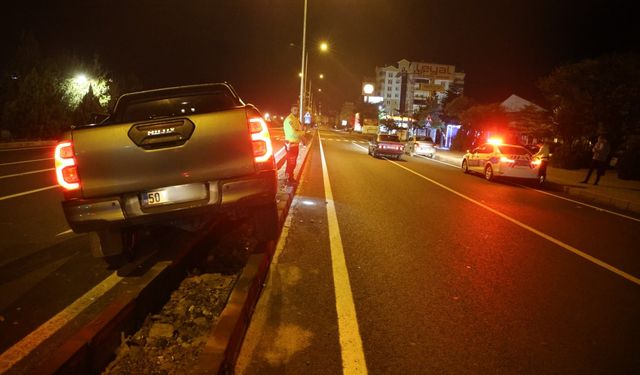 Nevşehir'de Kaza Yapan Sürücü Aracı Bırakıp Kaçtı
